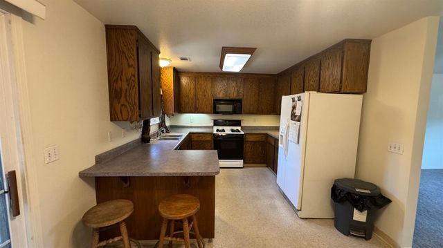 2428 Young Ave, Stockton, CA 95205