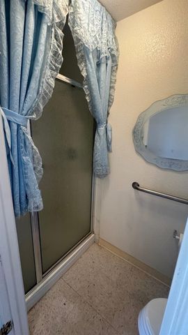 2428 Young Ave, Stockton, CA 95205