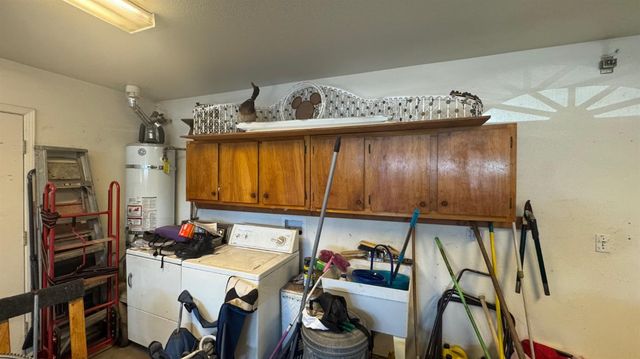 2428 Young Ave, Stockton, CA 95205