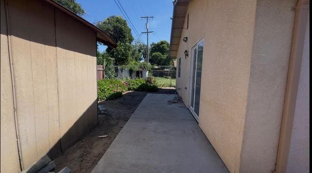 2428 Young Ave, Stockton, CA 95205