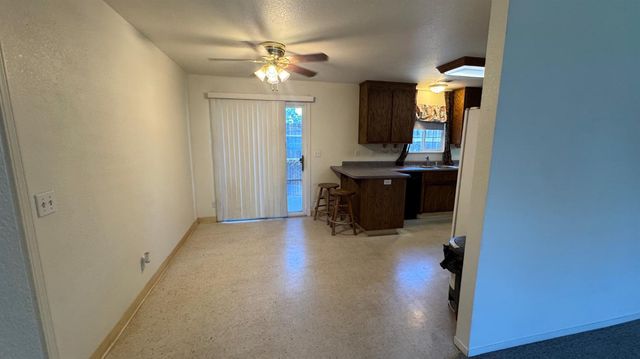 2428 Young Ave, Stockton, CA 95205