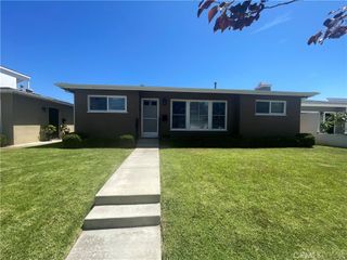 622 Indianapolis Avenue, Huntington Beach, CA 92648
