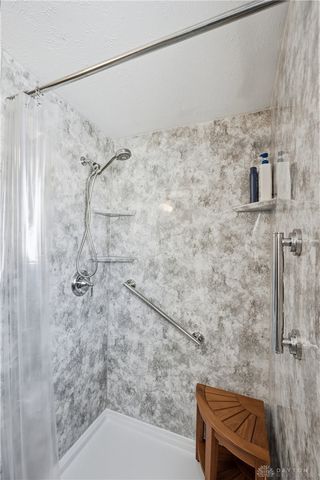 2956 Kingsley Court, Deerfield Twp, OH 45039