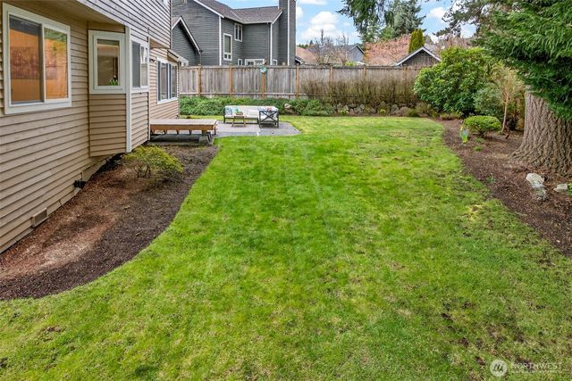 12920 177th Place NE, Redmond, WA 98052