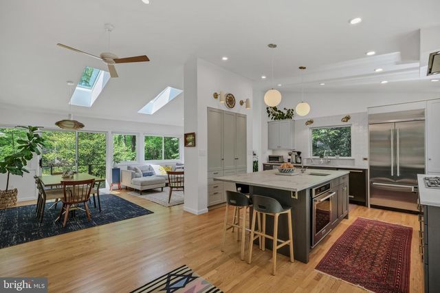 8303 STILL SPRING CT, Bethesda, MD 20817