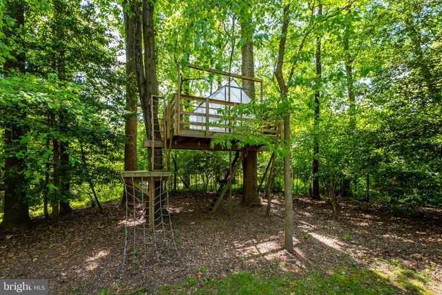 8303 STILL SPRING CT, Bethesda, MD 20817