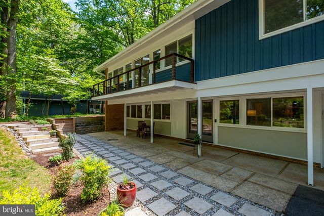 8303 STILL SPRING CT, Bethesda, MD 20817