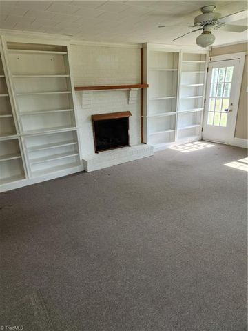 3405 US Highway 311 N, Pine Hall, NC 27042
