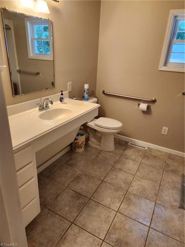 3405 US Highway 311 N, Pine Hall, NC 27042