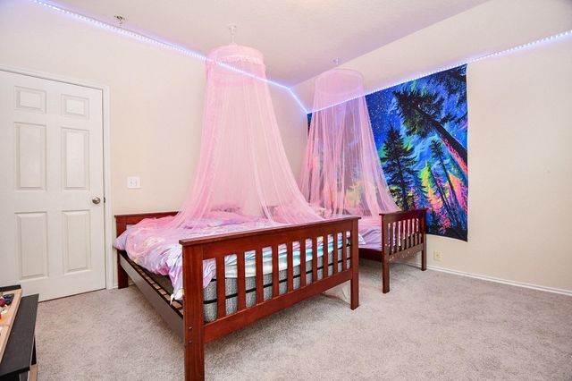 3015 Darby Brook Drive, Fresno, TX 77545