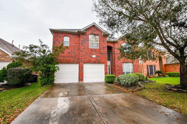 3015 Darby Brook Drive, Fresno, TX 77545