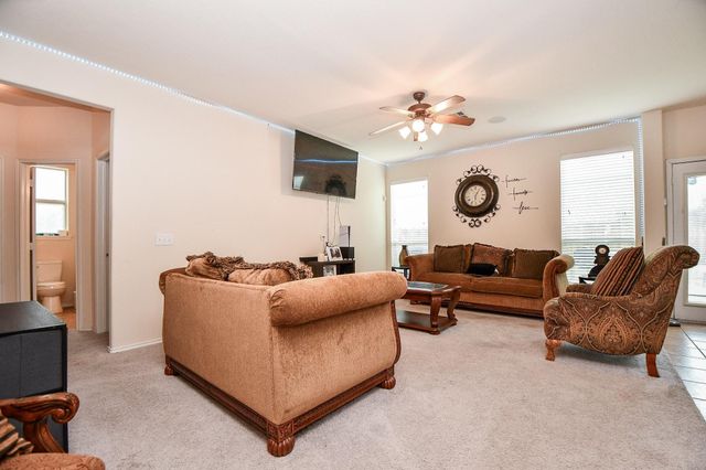 3015 Darby Brook Drive, Fresno, TX 77545