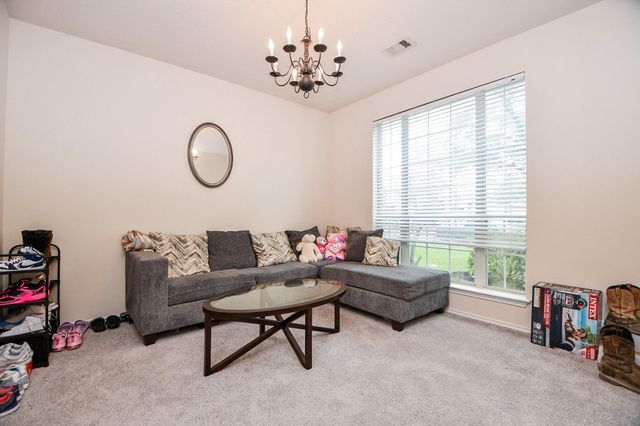 3015 Darby Brook Drive, Fresno, TX 77545