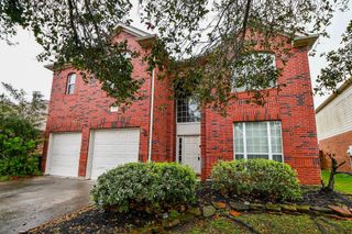 3015 Darby Brook Drive, Fresno, TX 77545