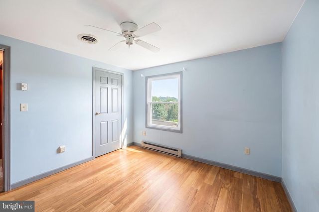 264 NOLLYN DR, Dallastown, PA 17313