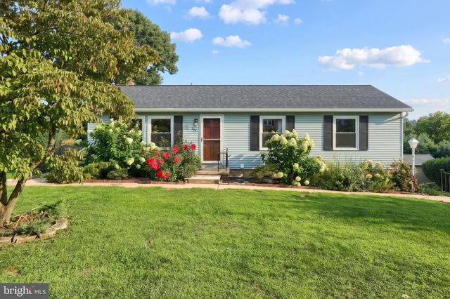 264 NOLLYN DR, Dallastown, PA 17313
