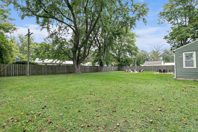 9020 Shady Lane, Wonder Lake, IL 60097