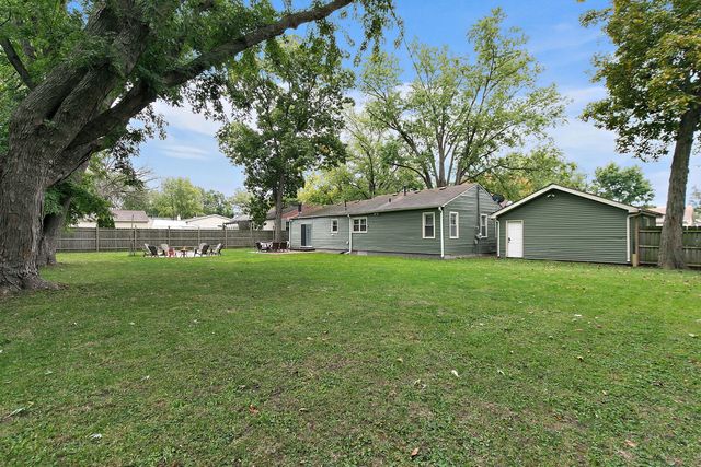 9020 Shady Lane, Wonder Lake, IL 60097