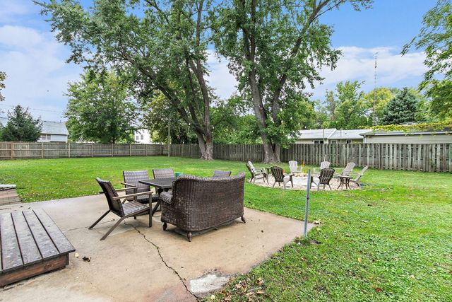 9020 Shady Lane, Wonder Lake, IL 60097