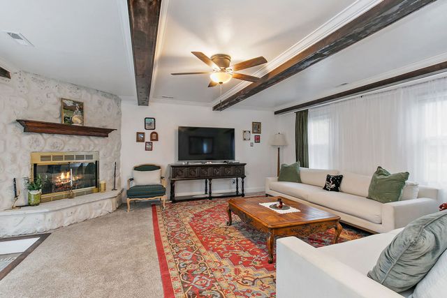 9020 Shady Lane, Wonder Lake, IL 60097