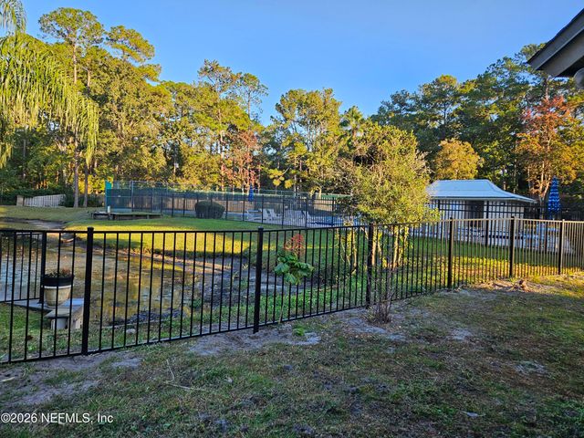 7440 SECRET WOOD Trail, Jacksonville, FL 32216