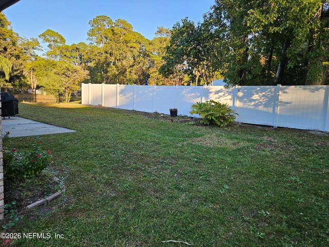 7440 SECRET WOOD Trail, Jacksonville, FL 32216