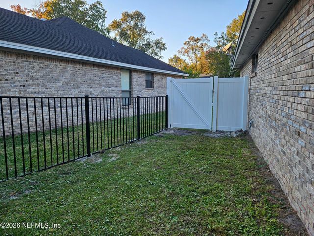 7440 SECRET WOOD Trail, Jacksonville, FL 32216