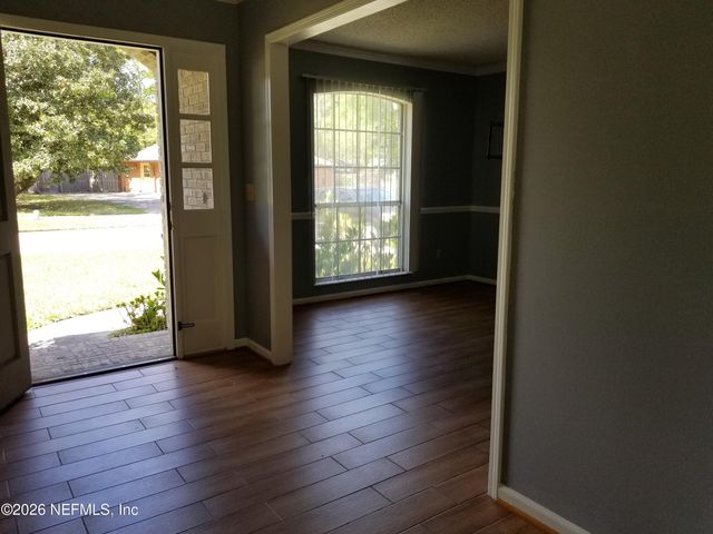 7440 SECRET WOOD Trail, Jacksonville, FL 32216