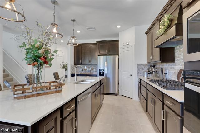 1746 Terreno BLVD, Naples, FL 34120