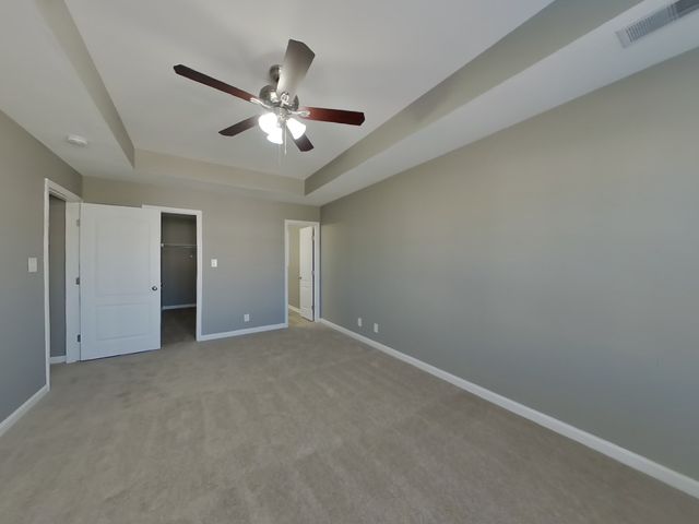 1335 Loren Cir, Clarksville, TN 37042