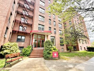 150-29 72nd Road 3A, Flushing, NY 11367