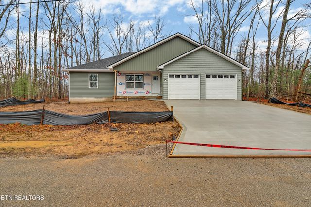 314 Yatasi Tr, Crossville, TN 38572