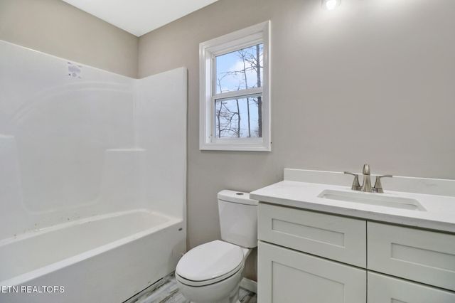 314 Yatasi Tr, Crossville, TN 38572