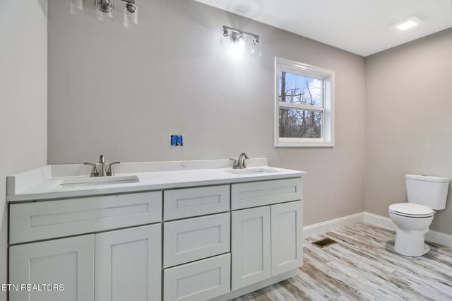 314 Yatasi Tr, Crossville, TN 38572