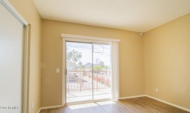 2802 E MONTE CRISTO Avenue 101, Phoenix, AZ 85032