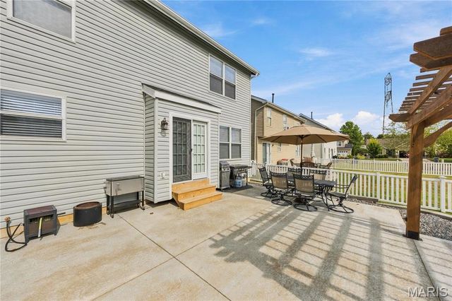 64 Brimstone Corner, O'fallon, MO 63366