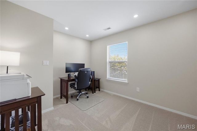 64 Brimstone Corner, O'fallon, MO 63366