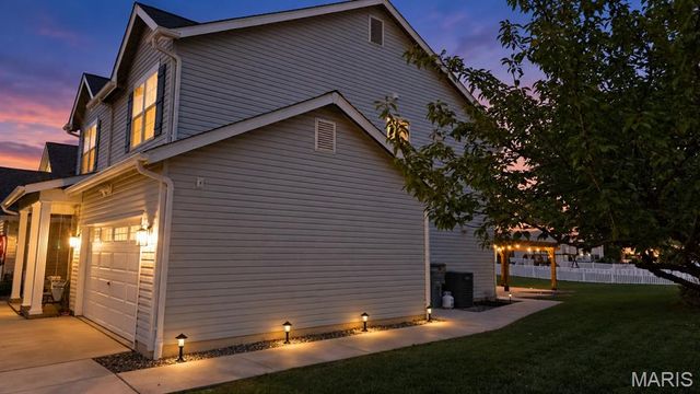 64 Brimstone Corner, O'fallon, MO 63366