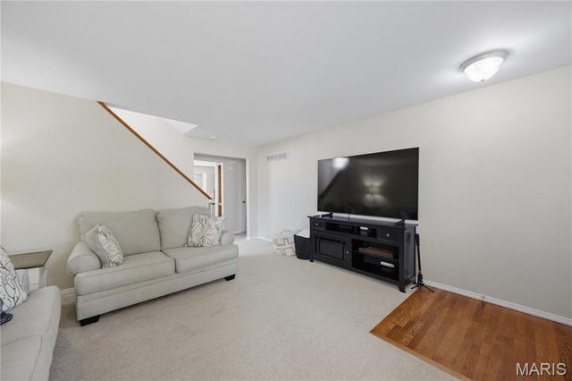 64 Brimstone Corner, O'fallon, MO 63366