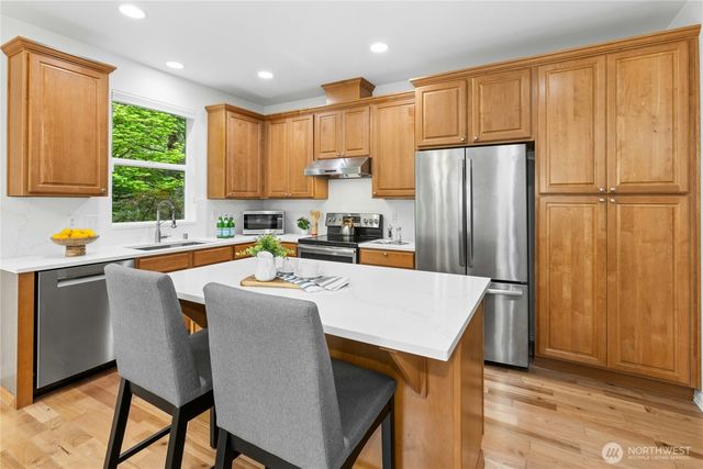 22920 NE 132nd Place, Redmond, WA 98053