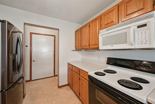 2635 6th Street, Marion, IA 52302