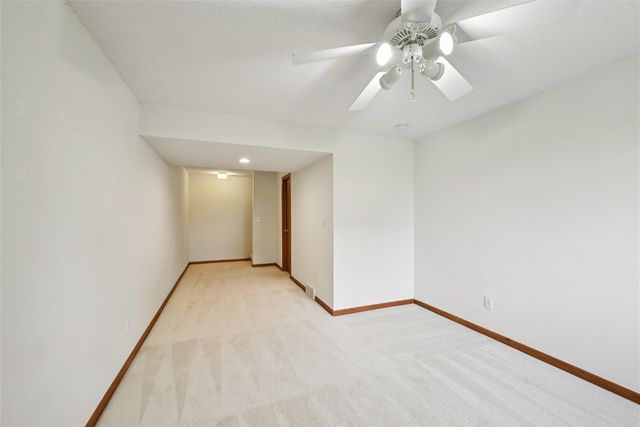 2635 6th Street, Marion, IA 52302