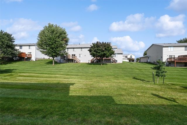 2635 6th Street, Marion, IA 52302