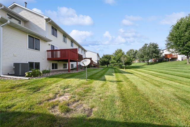 2635 6th Street, Marion, IA 52302