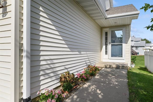 2635 6th Street, Marion, IA 52302
