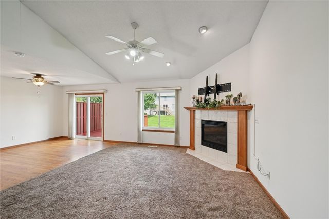 2635 6th Street, Marion, IA 52302