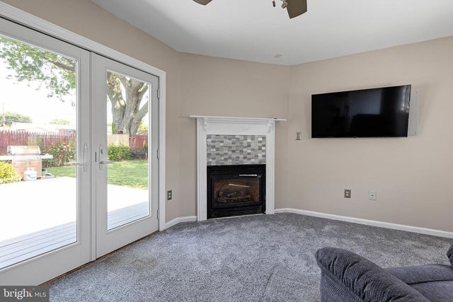 10 WESTPOINT AVE, New Castle, DE 19720
