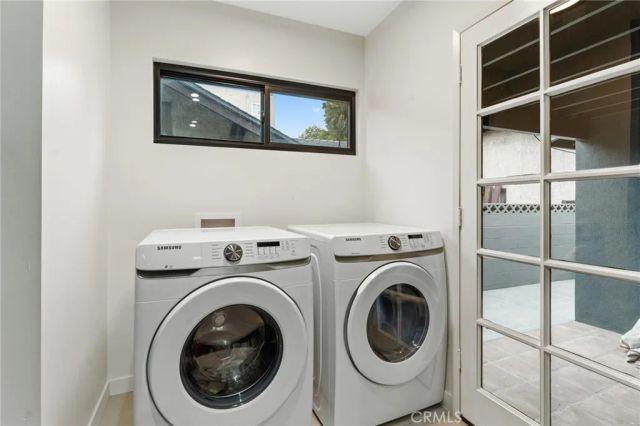 2428 Glyndon Avenue, Venice, CA 90291