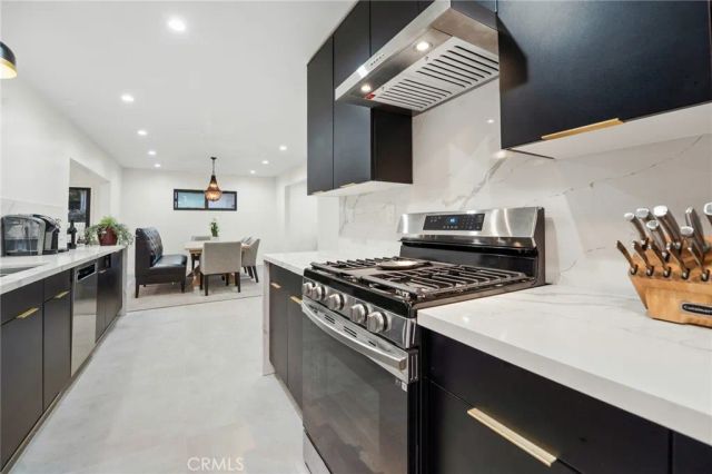 2428 Glyndon Avenue, Venice, CA 90291