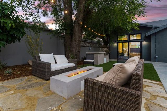 2428 Glyndon Avenue, Venice, CA 90291